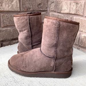 Chocolate UGG Boots Sz 4